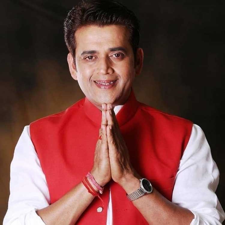Ravi Kishan Bio, Family Details, Girlfriend Name, Wife Name & Age - info Knocks