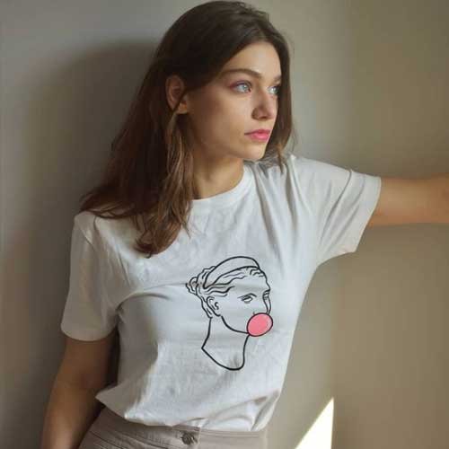 Catharine Daddario - info Knocks